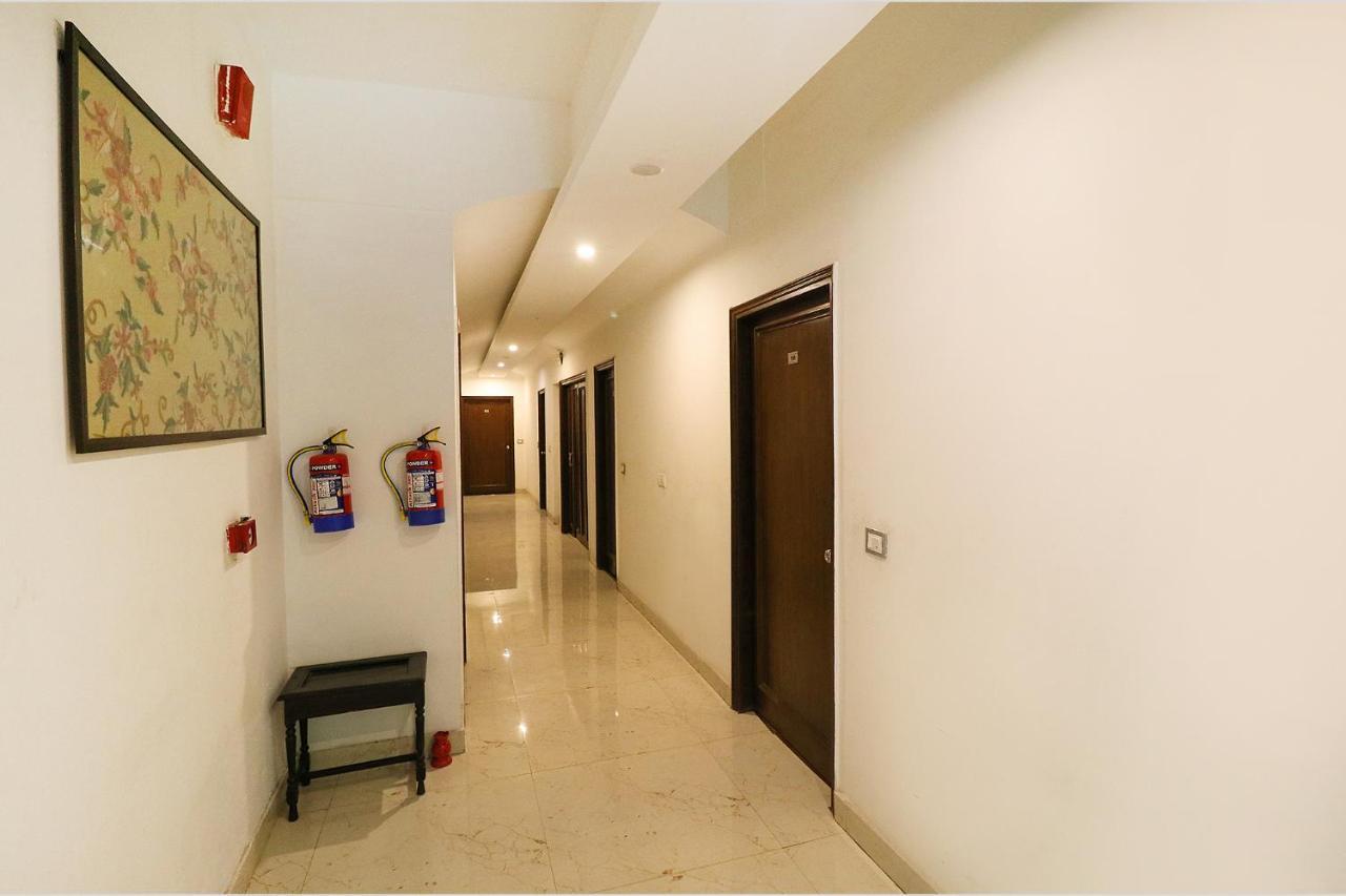Hotel Bel Morris Нью-Дели Экстерьер фото